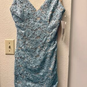 Chic Floral Lace Mini Dress in Sky Blue